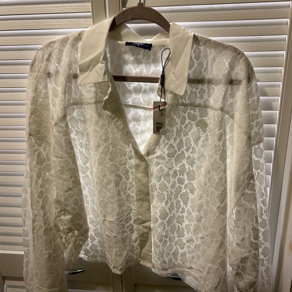 Tahari White Top